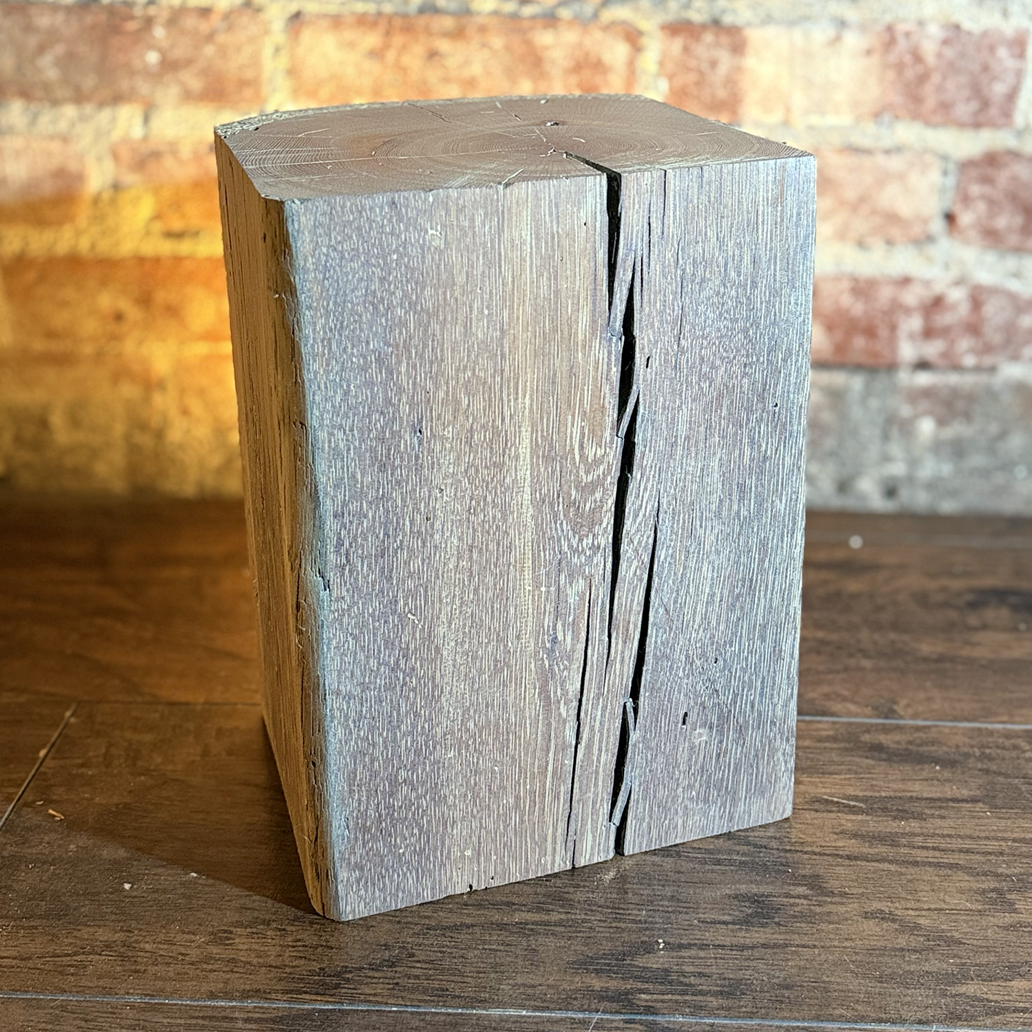 Dimensions: 7.75” x 7.75” X 11” <br> SB 103