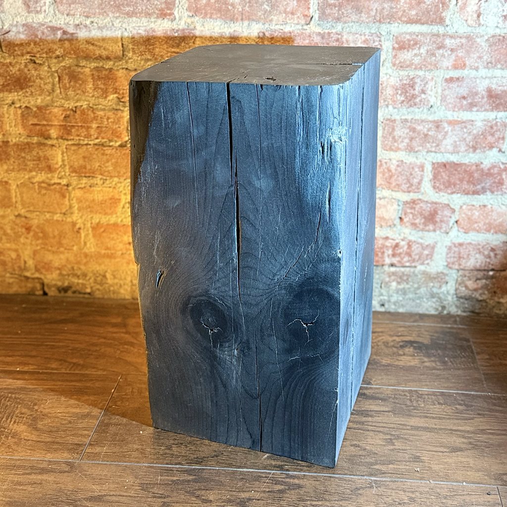 Dimensions: 10.75” x 10.75” X 17.5” <br> LB 105