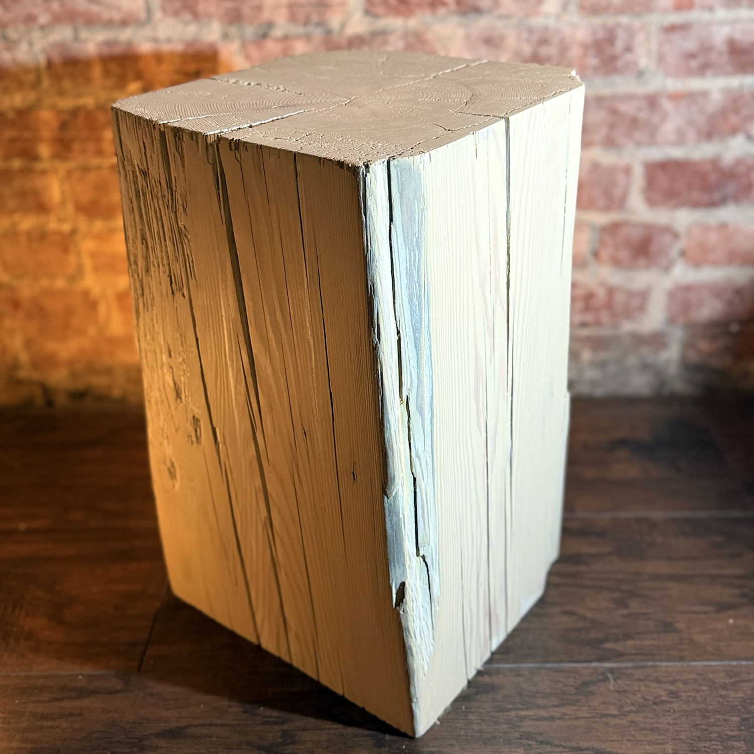 Dimensions: 10.25” X 11” X 19.25” <br> LB 106