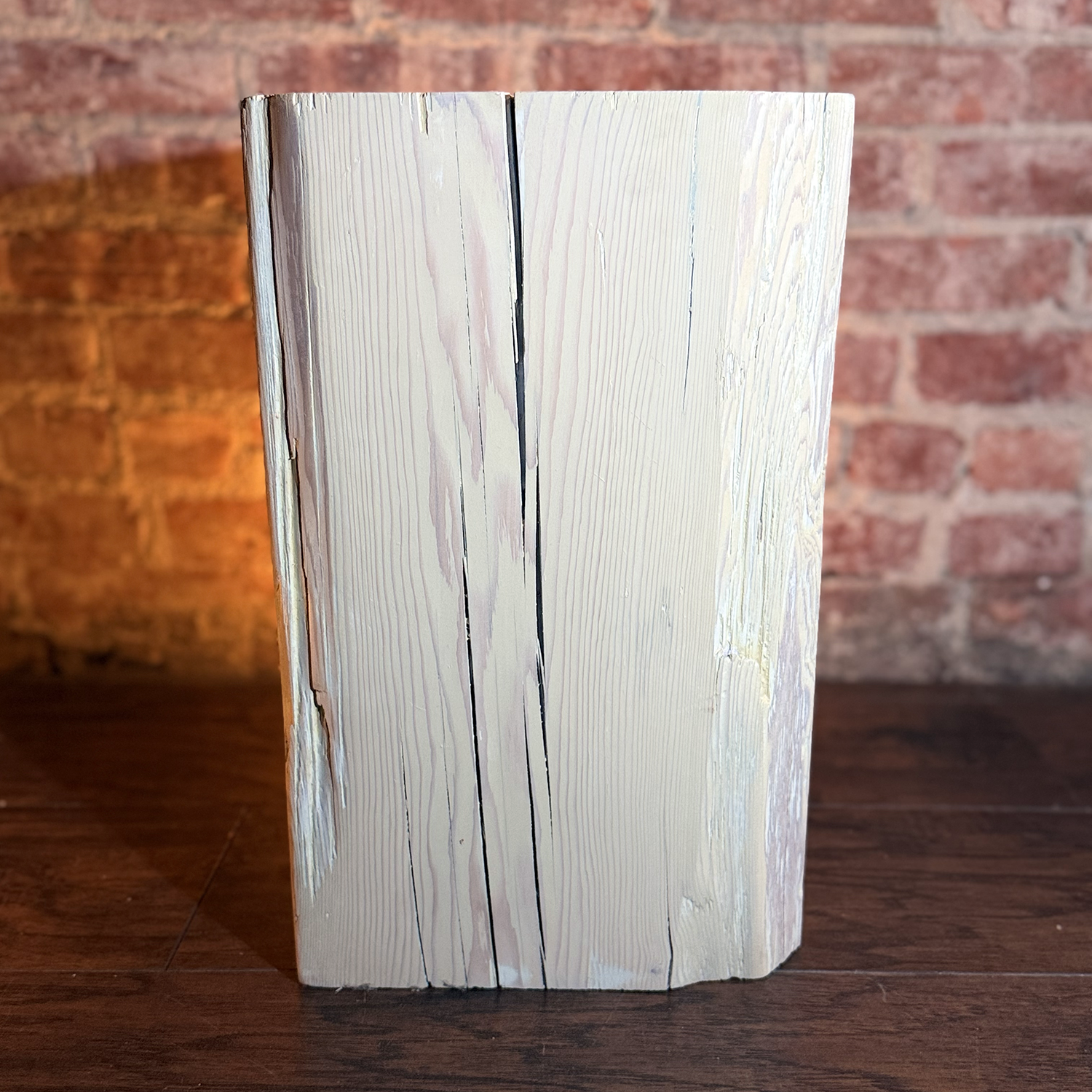 Dimensions: 10.25” X 11” X 19.25” <br> LB 106